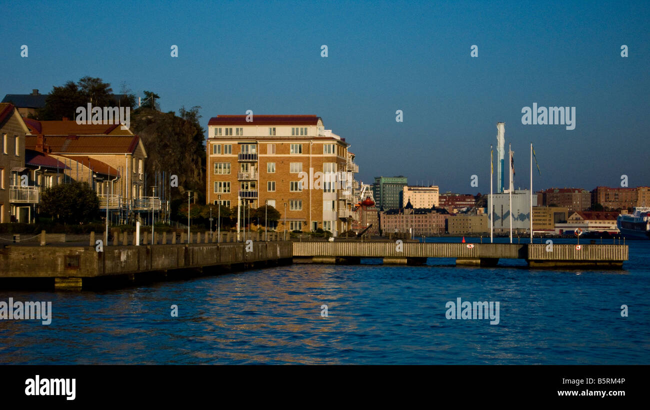 Nouveaux immeubles à Göteborg par la rivière Banque D'Images