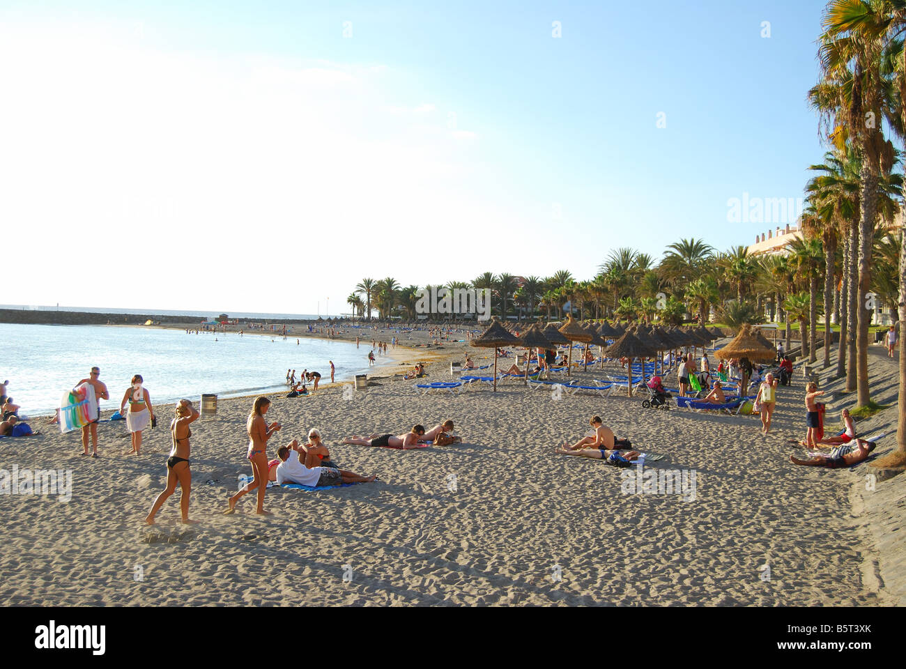 Playa Las Caletillas au coucher du soleil, Playa de las Americas, Tenerife, Canaries, Espagne Banque D'Images