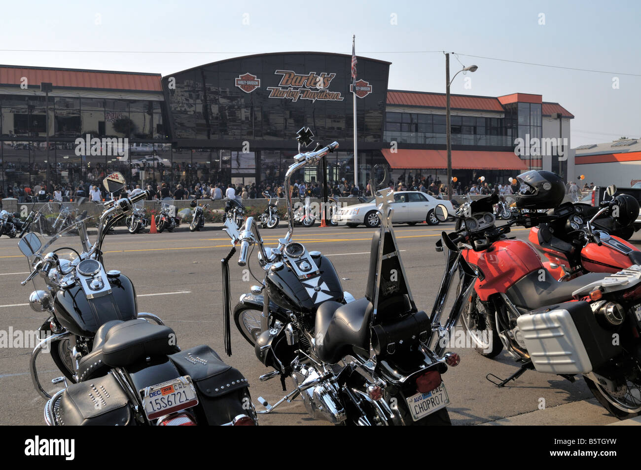 Motos Harley-Davidson stationnée le long Lincoln Boulevard, Marina Del Rey,  Californie Photo Stock - Alamy