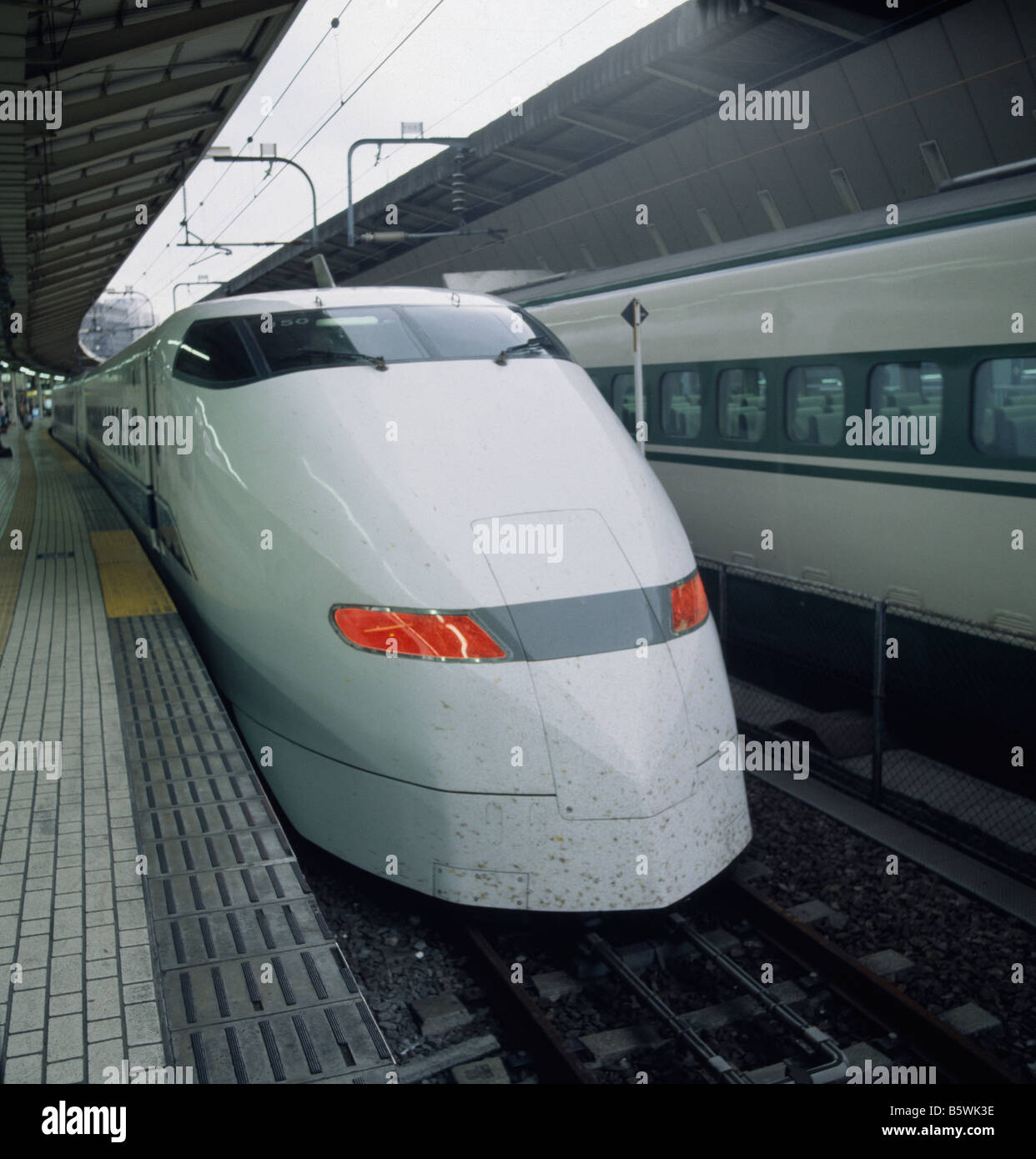 @ Bullet Train La gare de Tokyo Banque D'Images