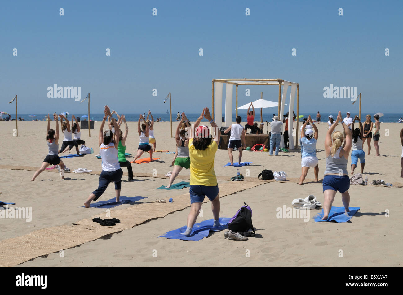 Une célébrité laden l'exercice et activité axée sur la santé a été organisé sur les plages de sable de la côte de Santa Monica Banque D'Images