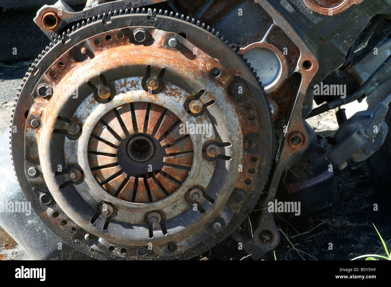 L'ensemble du volant moteur automobile ressorts doigt retiré du service Banque D'Images