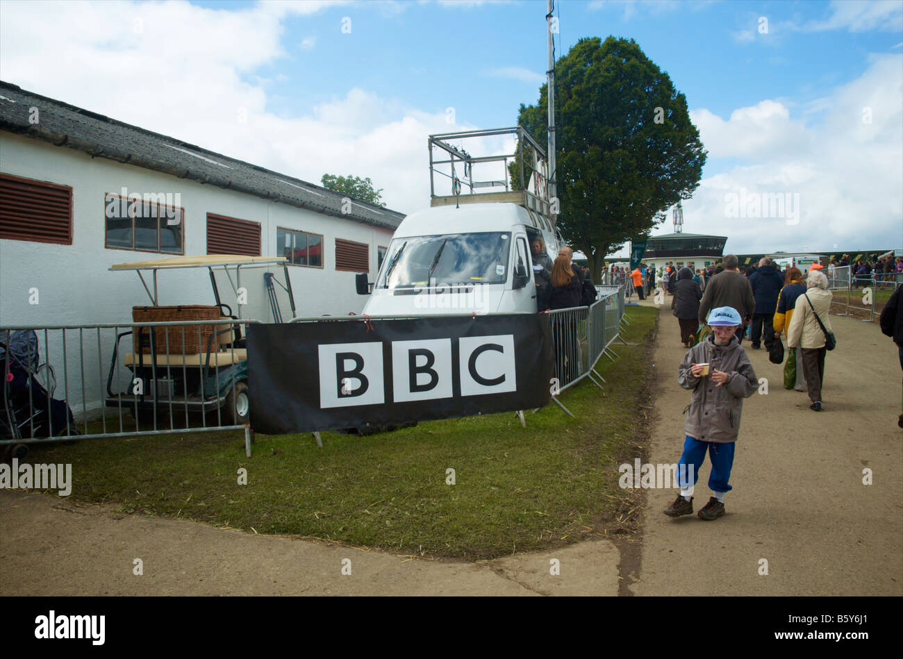 BBC véhicule à grand spectacle 2008 Yorkshire Harrogate Yorkshire Angleterre Banque D'Images