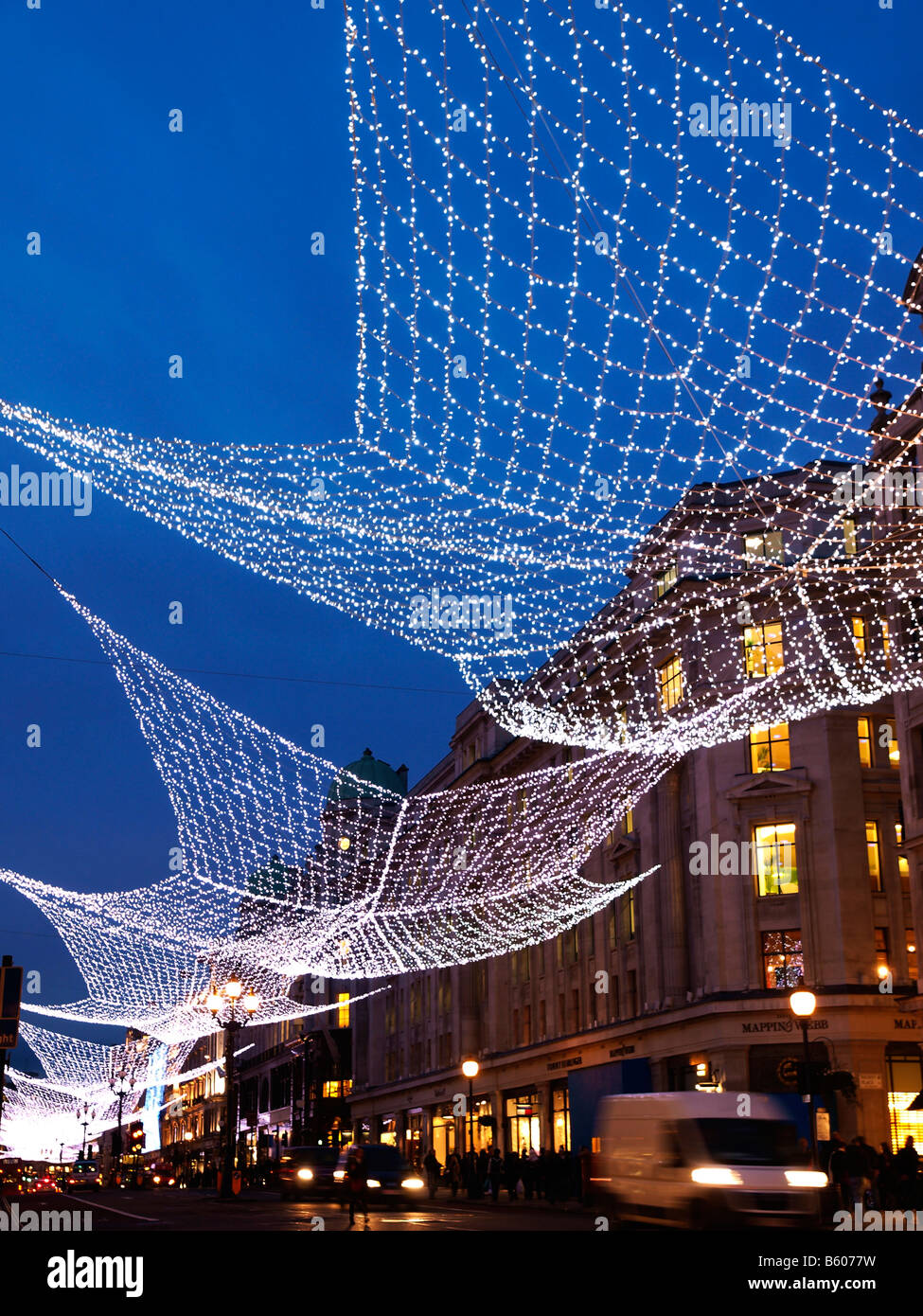 Les lumières de Noël de Regent Street à Londres. 2008 - 2009 pour la saison de vacances. Banque D'Images