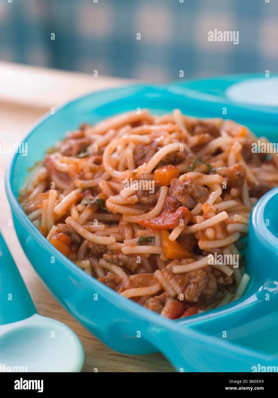 Baby's spaghetti sauce bolognaise Banque D'Images