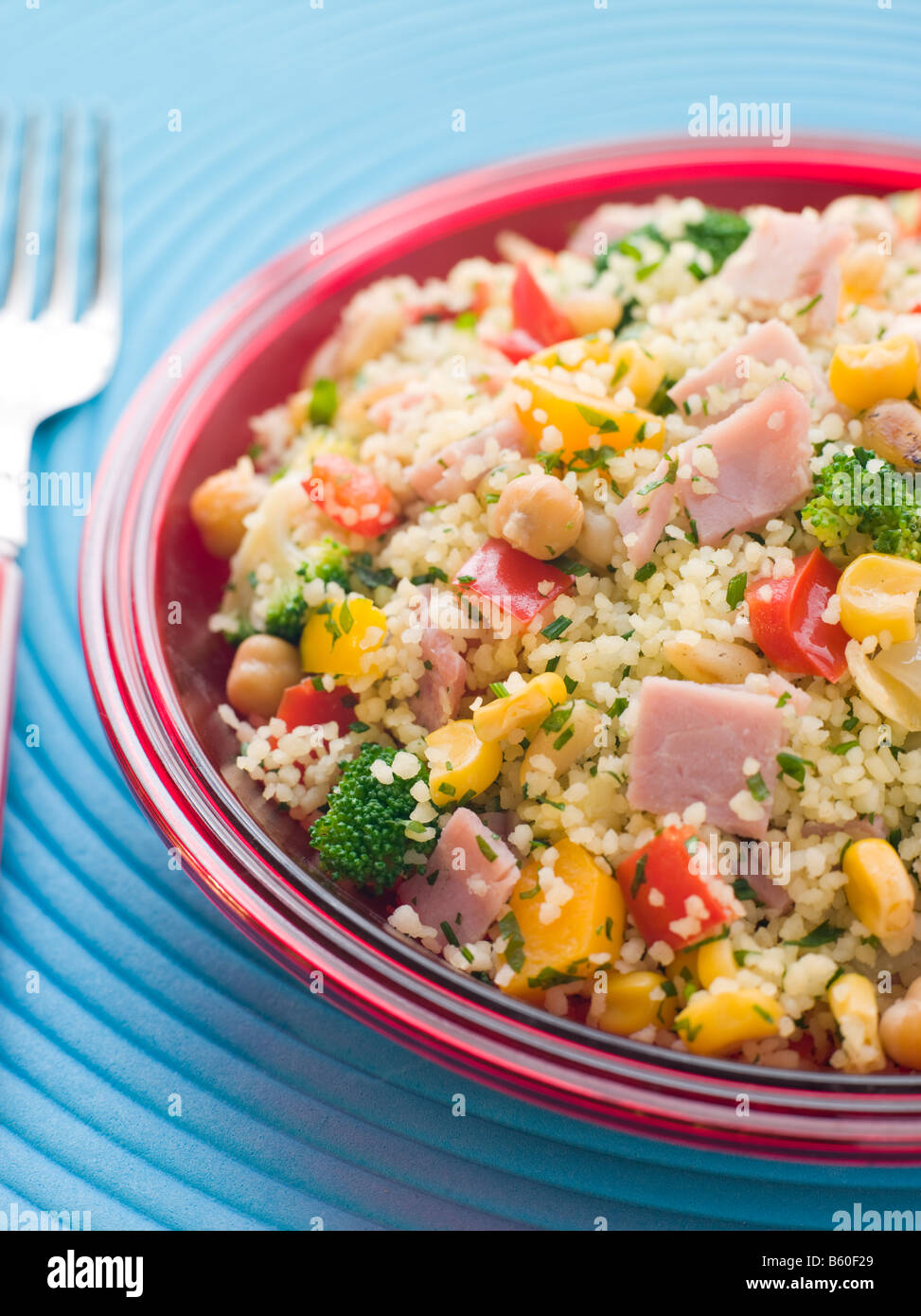 Jambon et légumes Couscous Banque D'Images