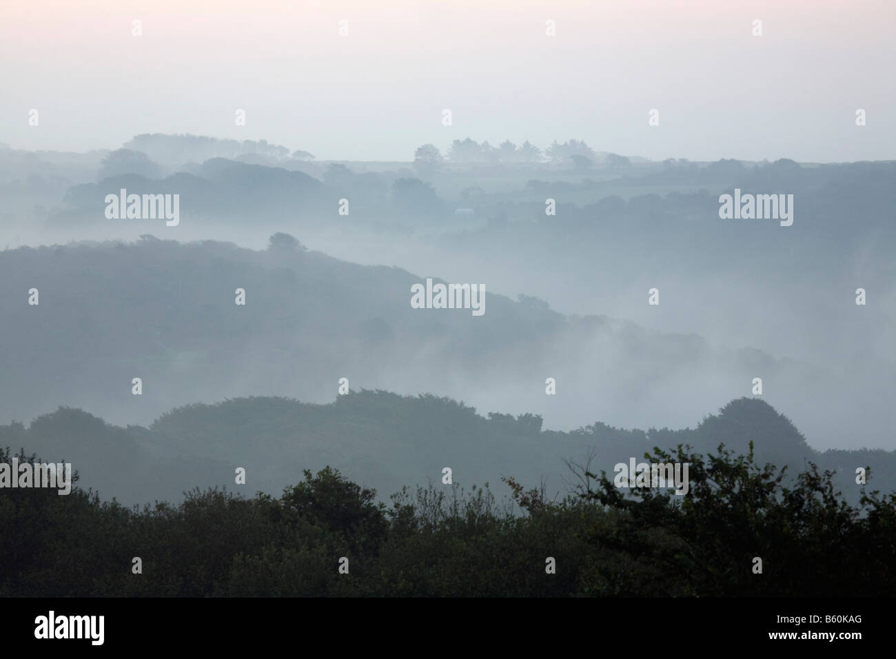 Brume matinale st breward Cornwall Banque D'Images