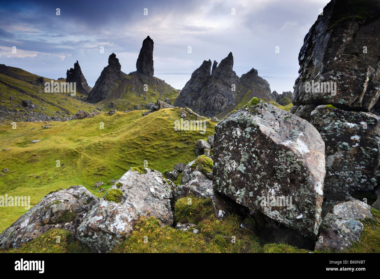 Le vieil homme de Storr, Isle of Skye, Scotland, UK Banque D'Images