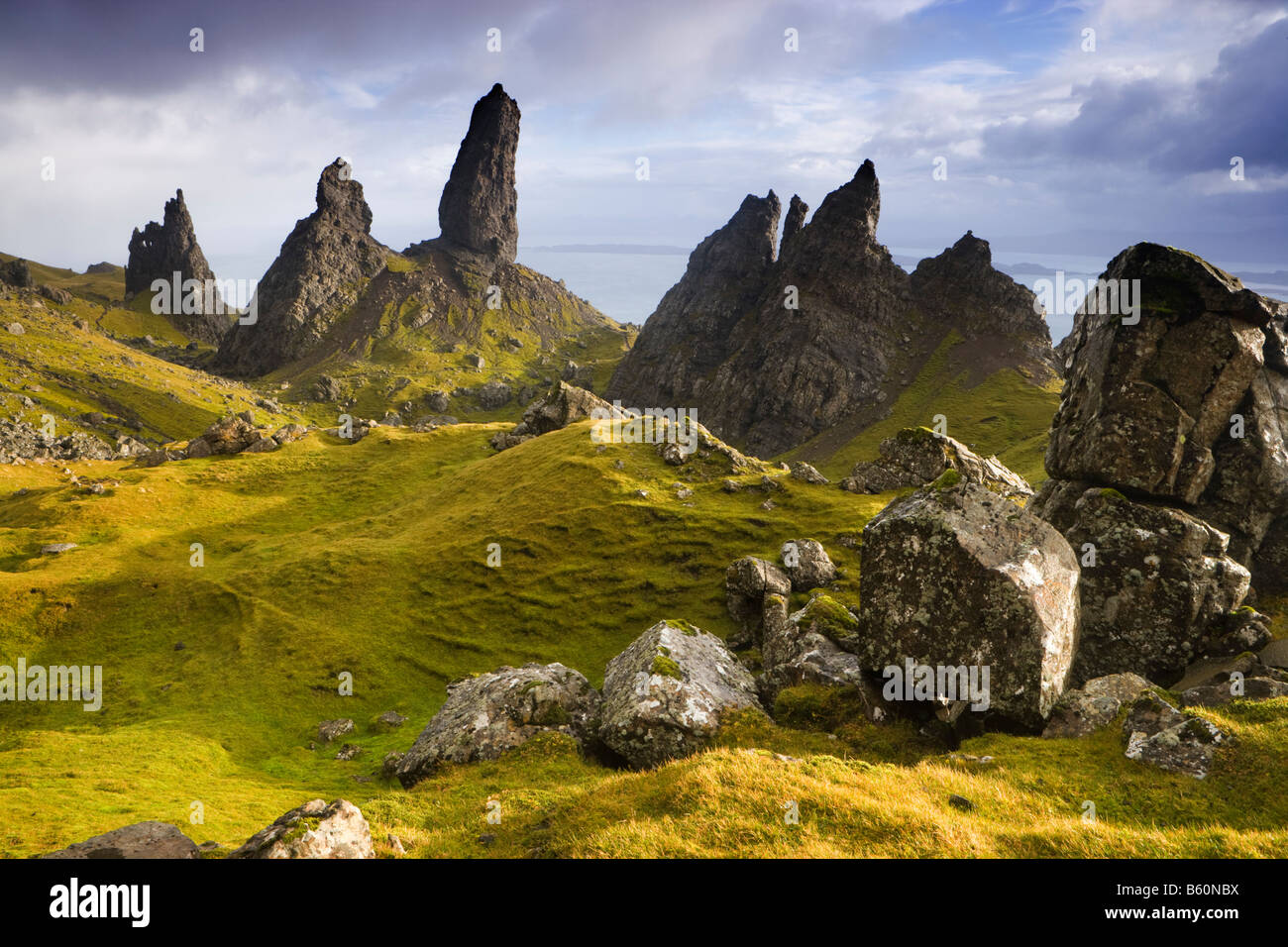 Le vieil homme de Storr, Isle of Skye, Scotland, UK Banque D'Images