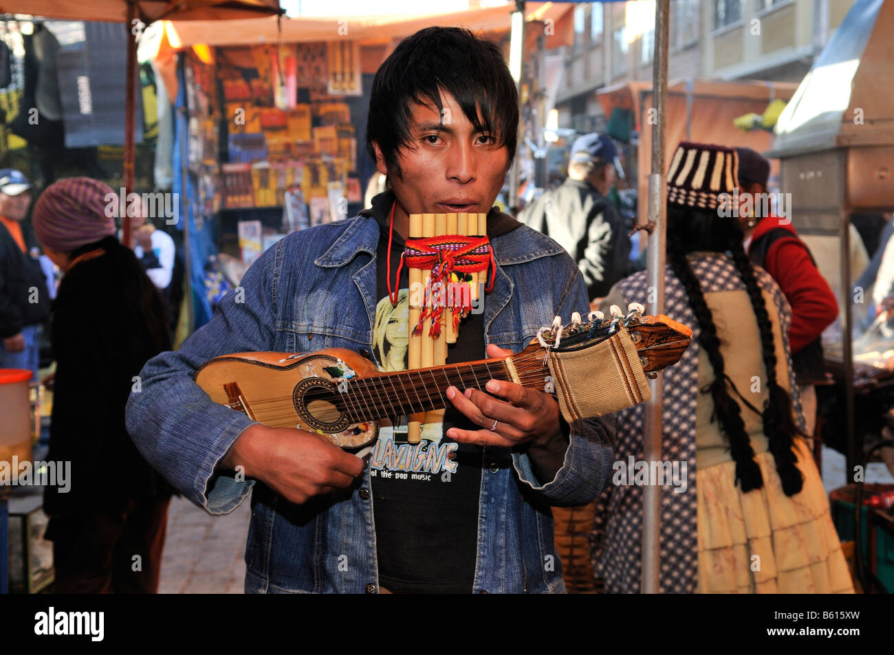 Faire un charango Banque de photographies et d’images à haute