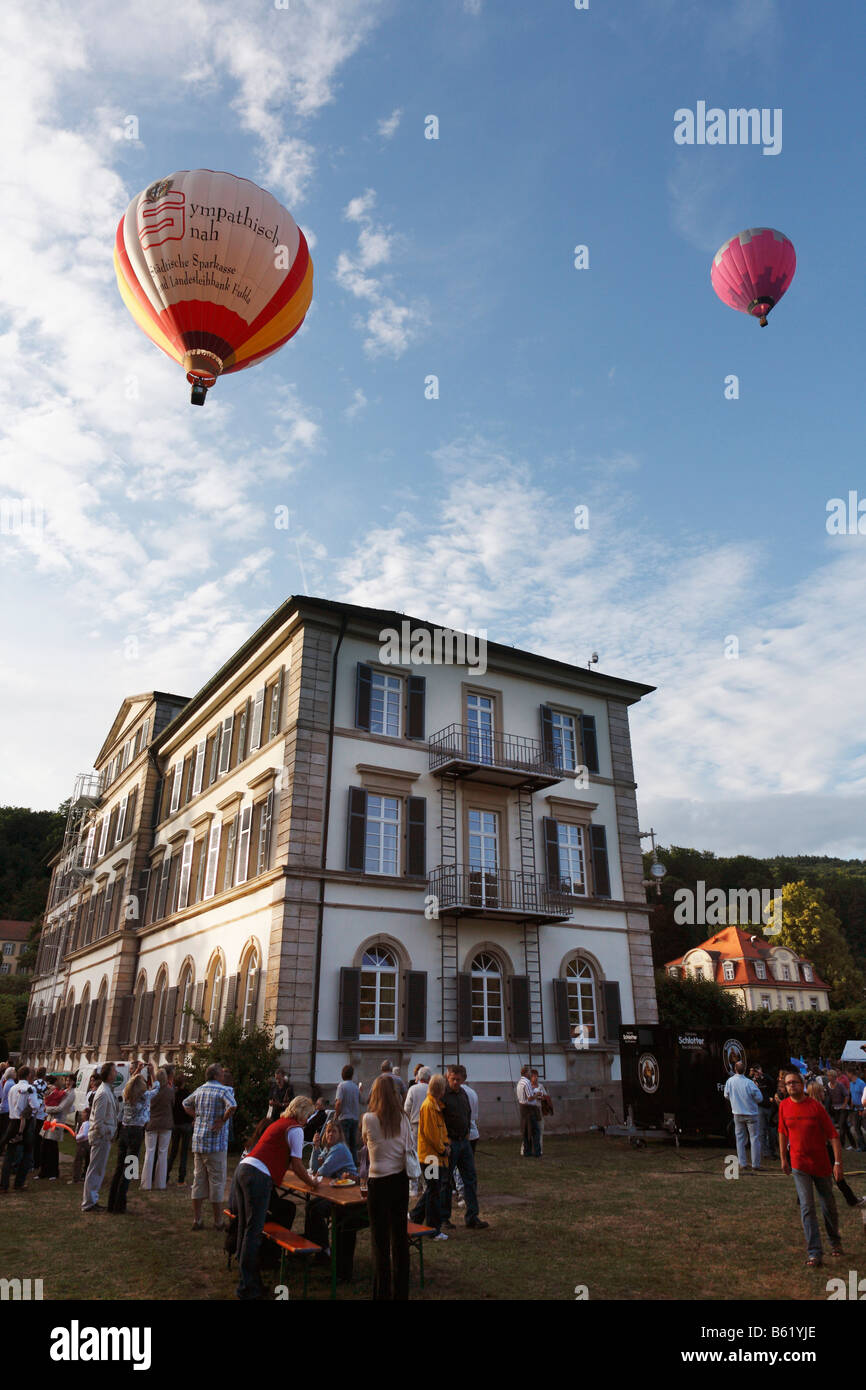 Les ballons à air chaud, un bain public de Brückenau, Bad Brückenau, Rhoen Montagnes, Basse Franconie, Bavière, Allemagne, Europe Banque D'Images