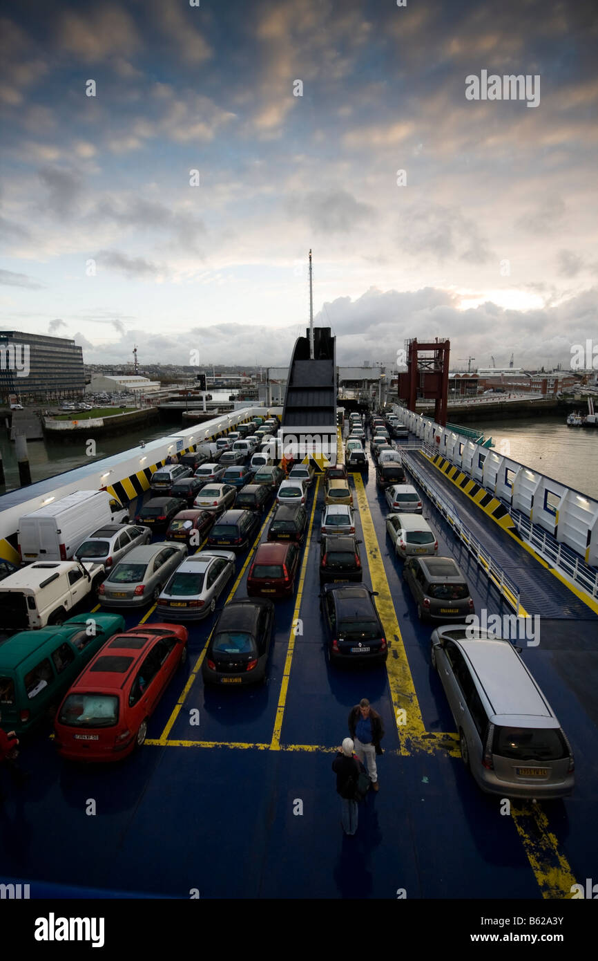 LD Lines Ferry transportant passagers et marchandises normales - Voyager, nouveau à la flotte, Le Havre Banque D'Images
