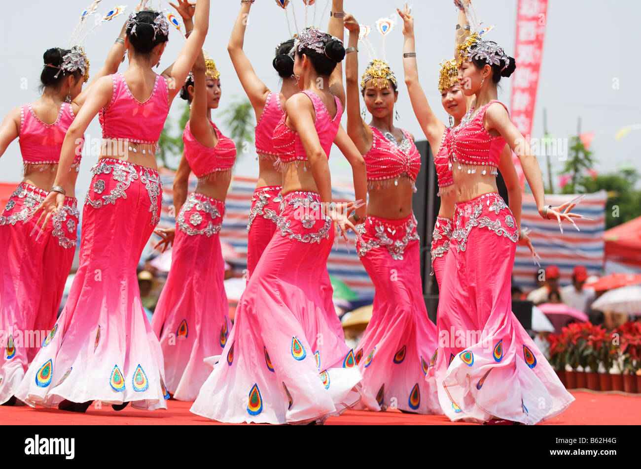 La province du Yunnan en Chine Xishuangbanna Festival aux projections d'eau Banque D'Images