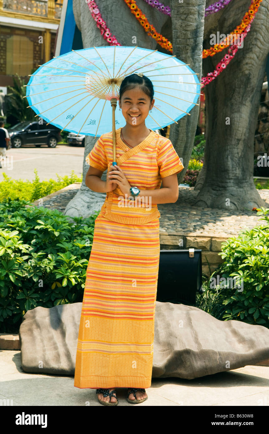 La province du Yunnan en Chine Xishuangbanna Festival aux projections d'eau Banque D'Images