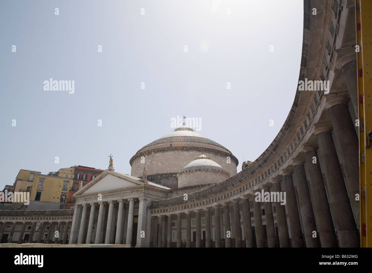 Low angle view of a church, Basilica di San Francesco di Paola, Naples, Campanie, Italie Banque D'Images