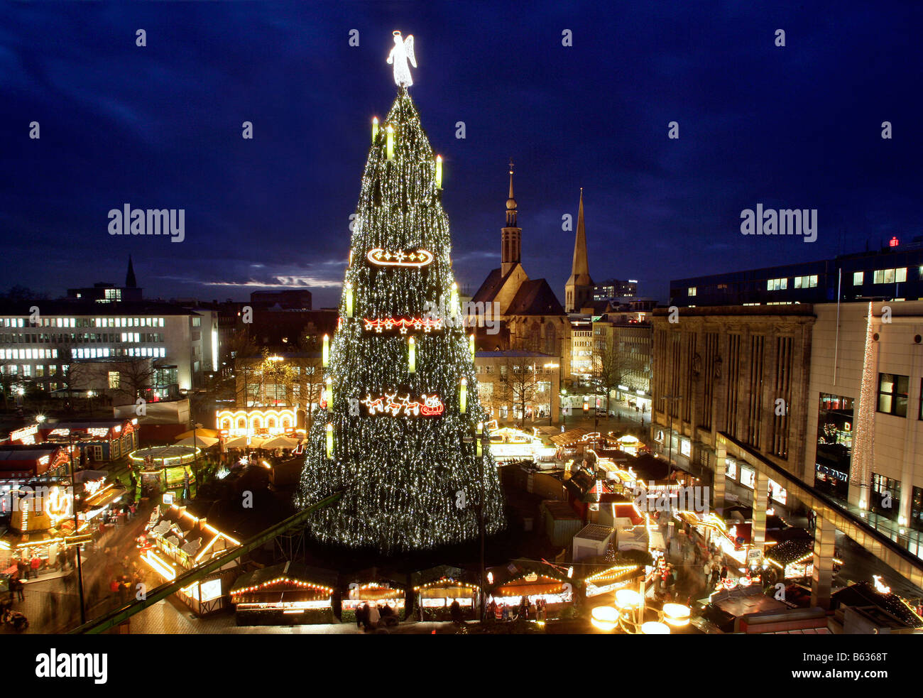 Dortmund/Allemagne : le plus grand arbre de Noël Banque D'Images