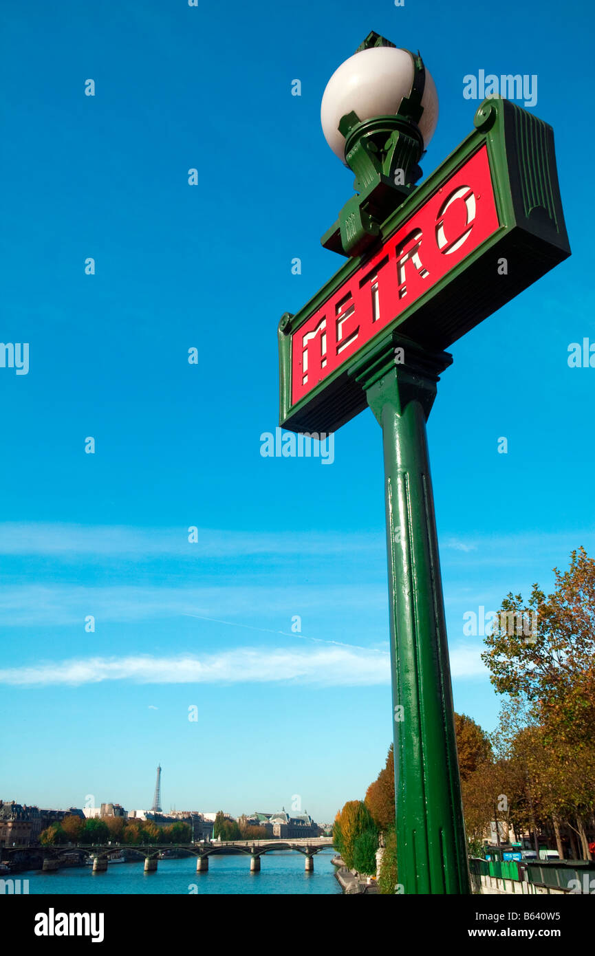 Metro paris Banque de photographies et d’images à haute résolution - Alamy