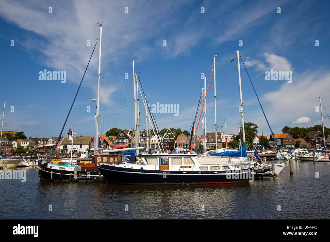 Les bateaux de pêche dans la région de Harbour Urk Pays-Bas Banque D'Images