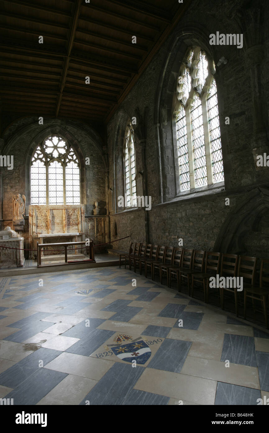 Ville de St David's, au Pays de Galles. La chapelle de saint Édouard le Confesseur dans le 12e siècle, la cathédrale de St David's. Banque D'Images