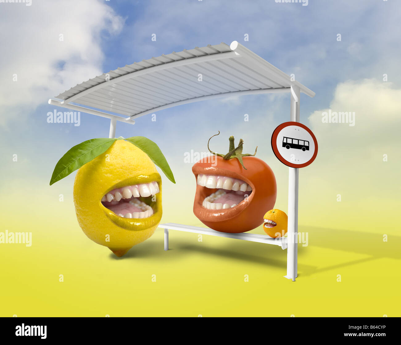 Quelques fruits rire ensemble à un arrêt d'autobus Banque D'Images