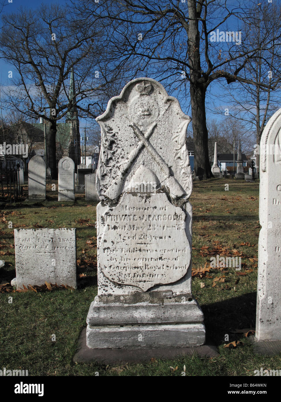 Des pierres tombales et des marqueurs dans l'ancien cimetière de Fredericton canada Banque D'Images