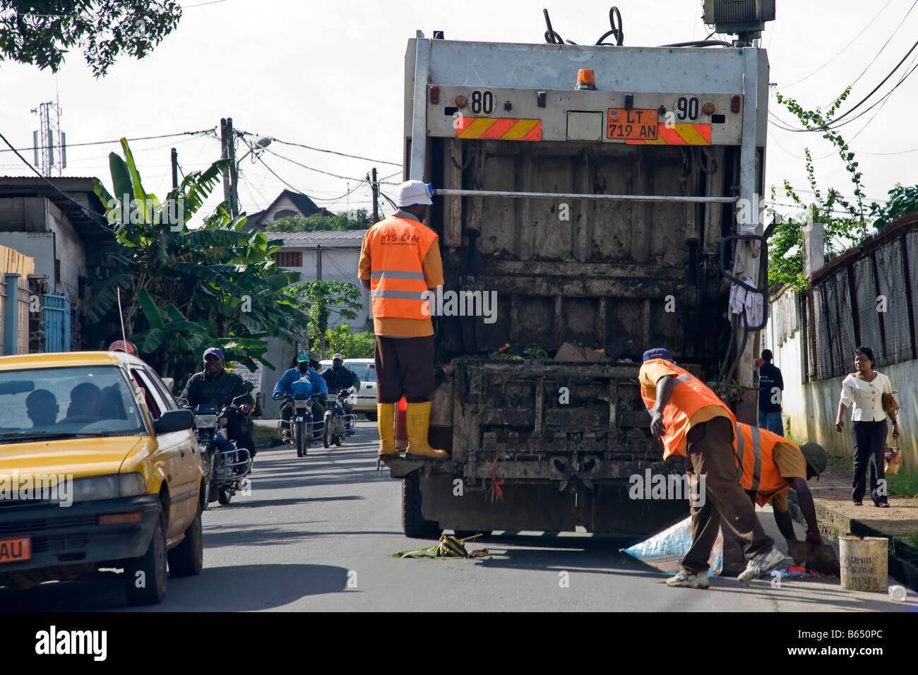 Collecte des ordures Douala Cameroun Afrique Banque D'Images