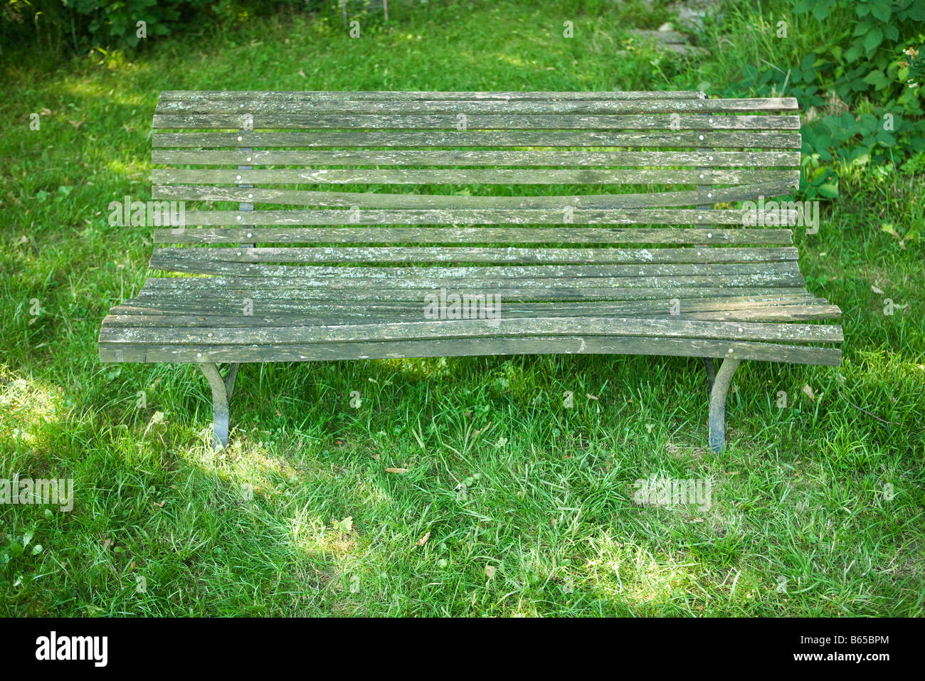 Vieux banc en bois Banque D'Images