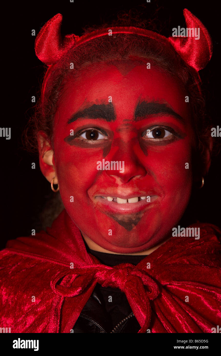 Un Enfant déguisé pour l'halloween Banque D'Images