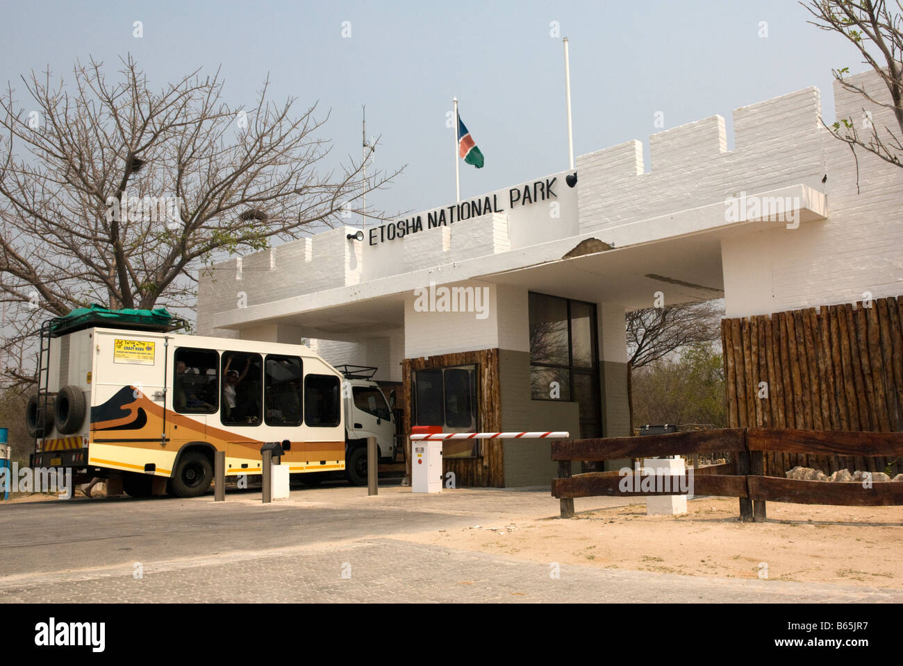 Entrée de Namutoni camp d'Etosha Namibie Banque D'Images