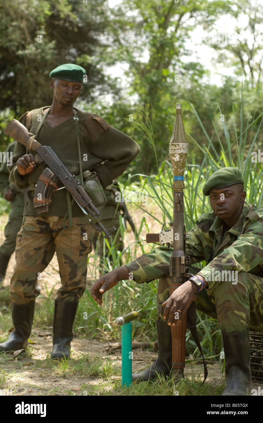 Rebelles congolais organiser un pont dans le nord-est du pays Banque D'Images