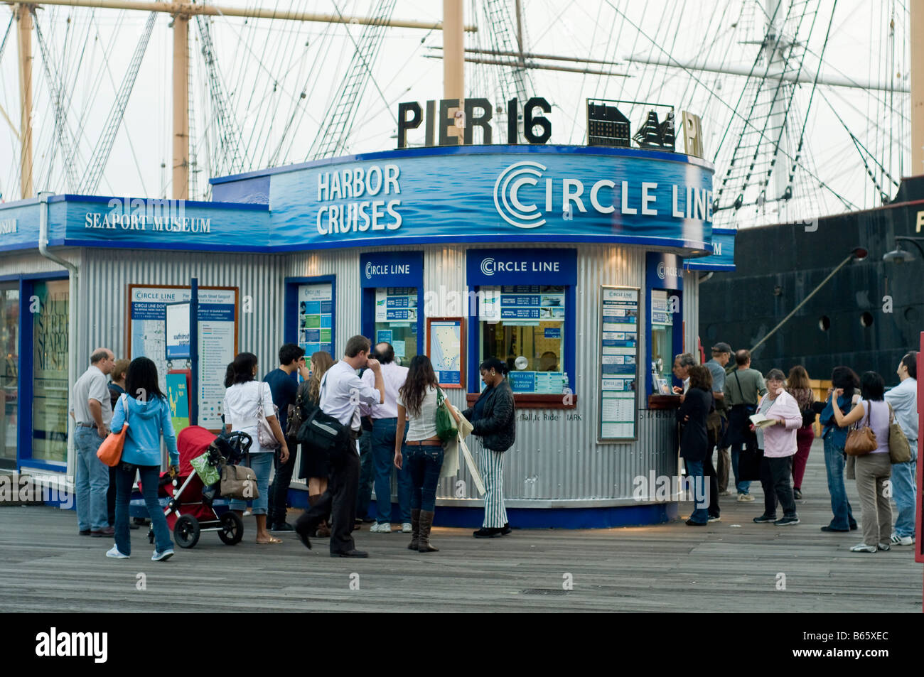 Billetterie au Pier 16 à South Street Seaport, New York USA Banque D'Images