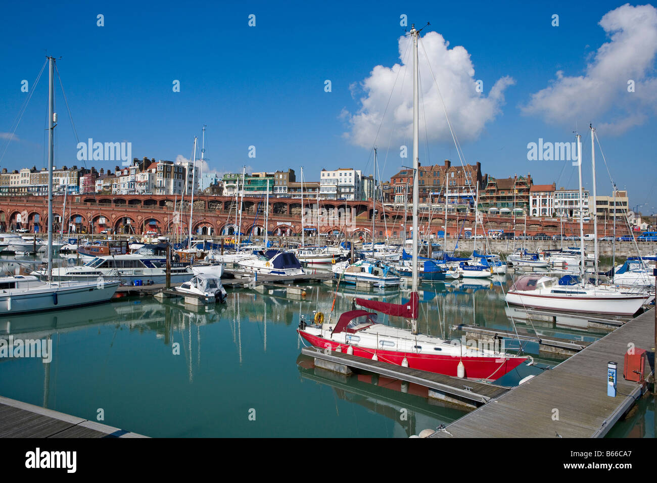 Le port de Ramsgate Ramsgate Kent bateaux Angleterre Banque D'Images