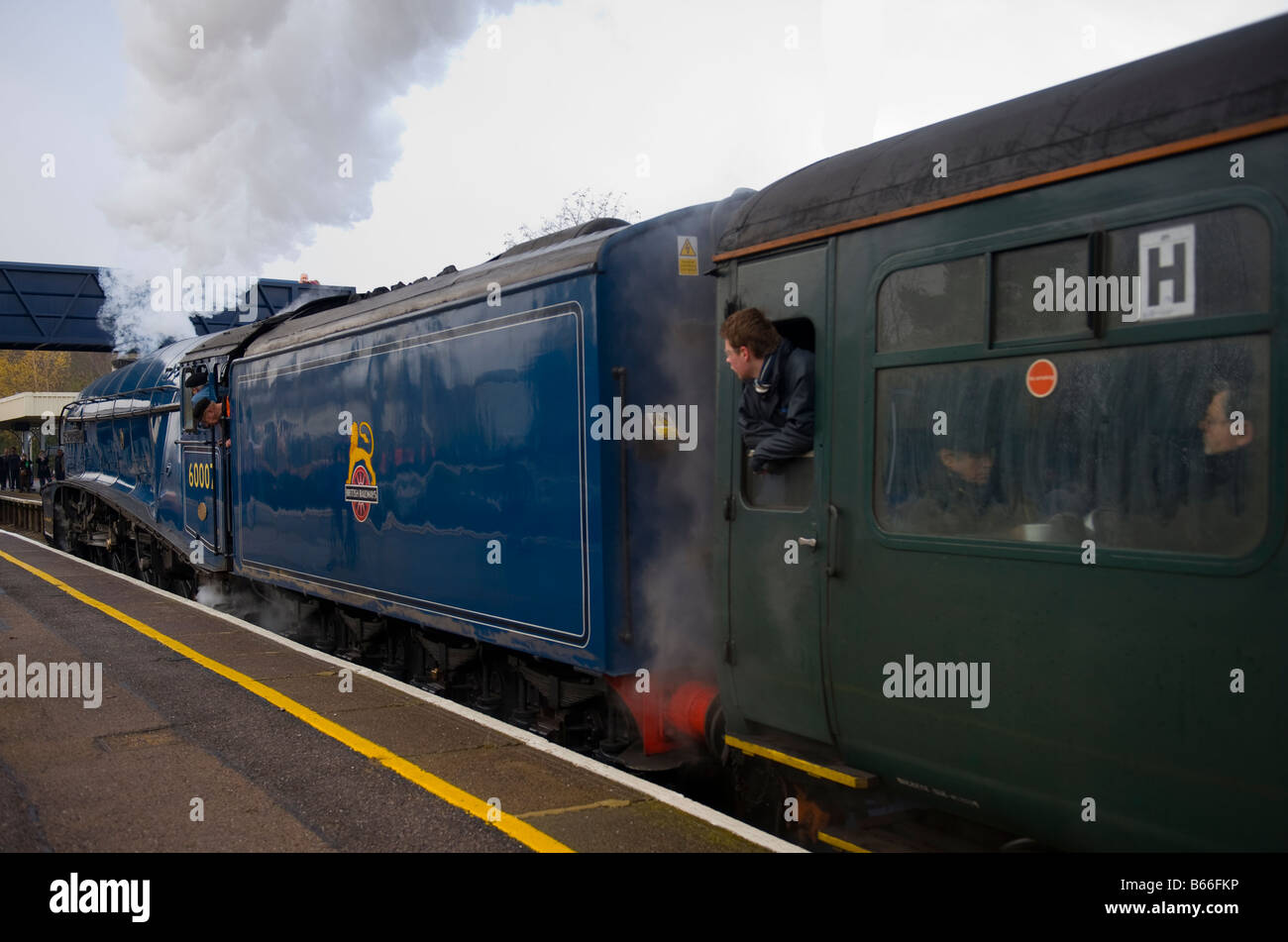 Sir Nigel Gresley transportant les cathédrales Express à Bath et Bristol au Royaume-Uni-5 Station d'Ascot Banque D'Images