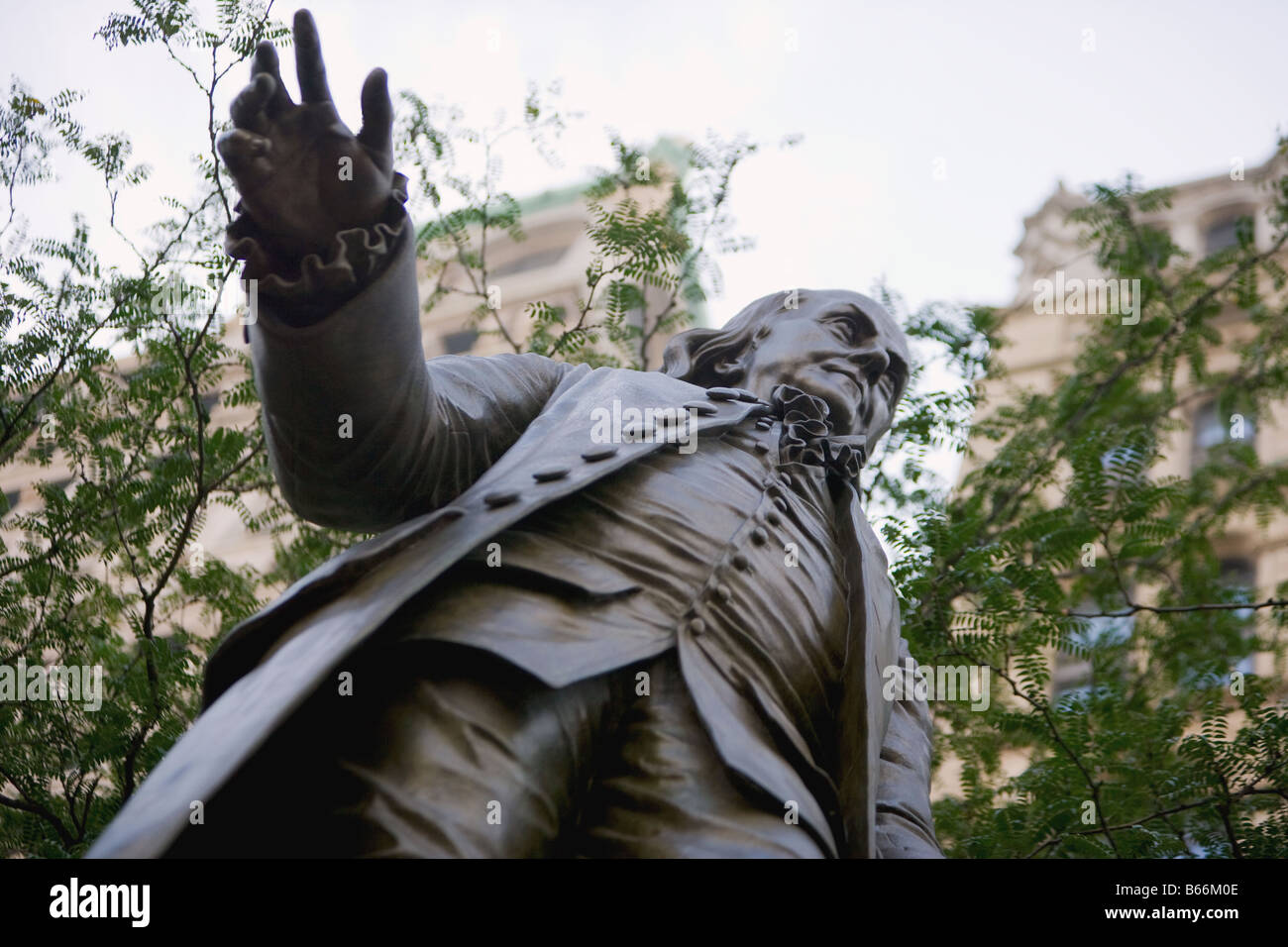 Statue de Benjamin Franklin à Manhattan, New York. Banque D'Images