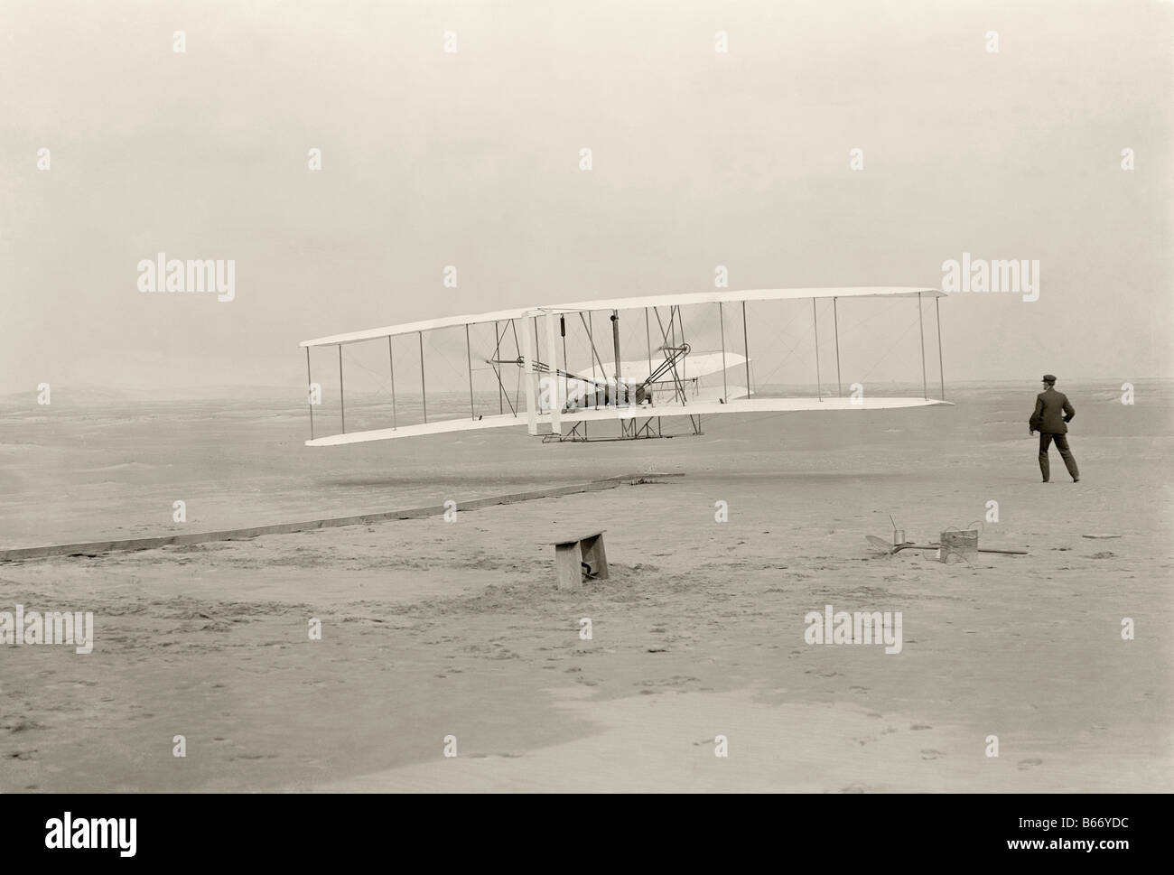 Wright Brothers faire premier vol motorisé en 1903, à Kitty Hawk, Caroline du Nord, États-Unis d'Amérique Banque D'Images