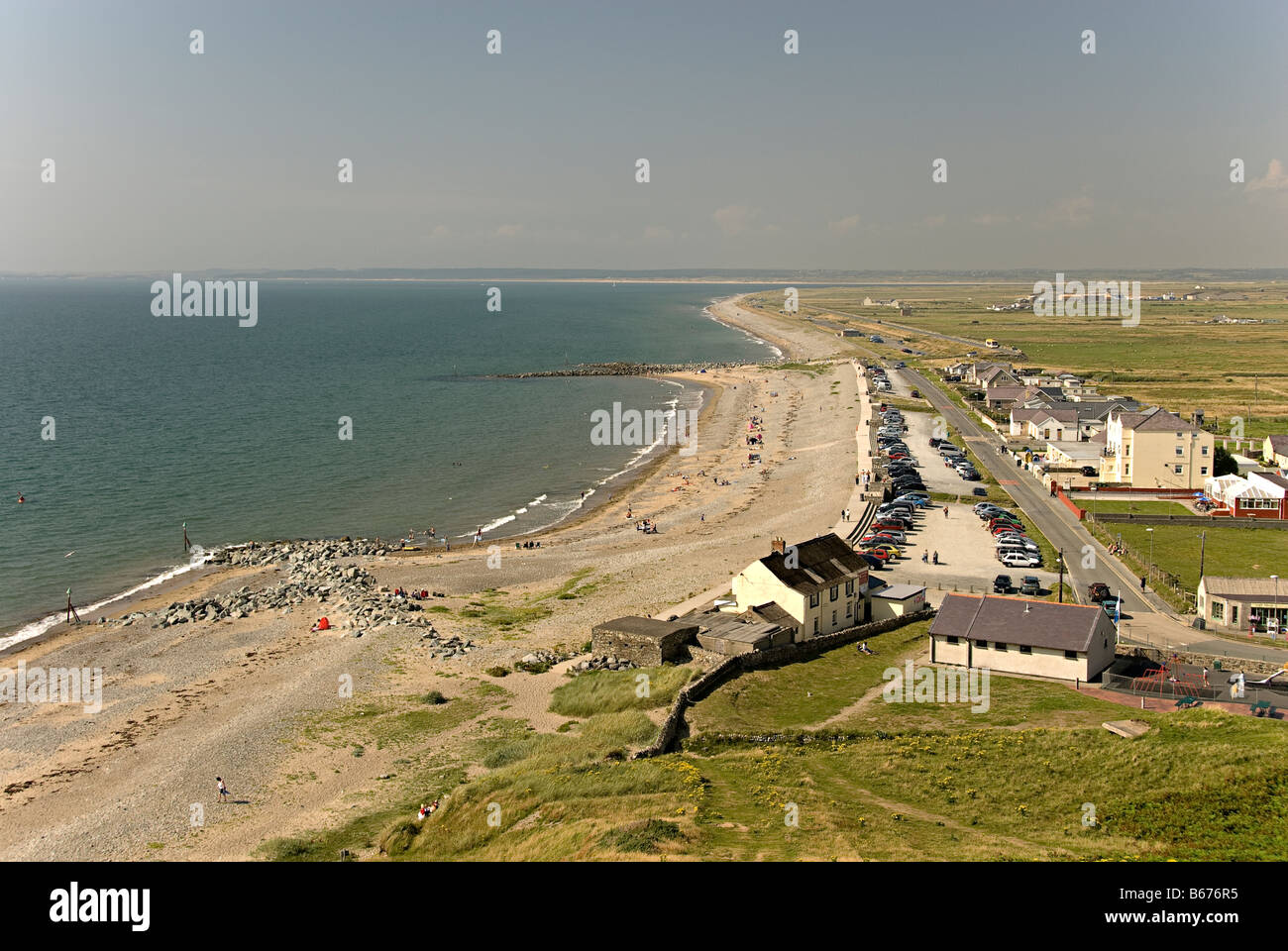 À côté littoral plage Dinas Dinlle au Pays de Galles Banque D'Images