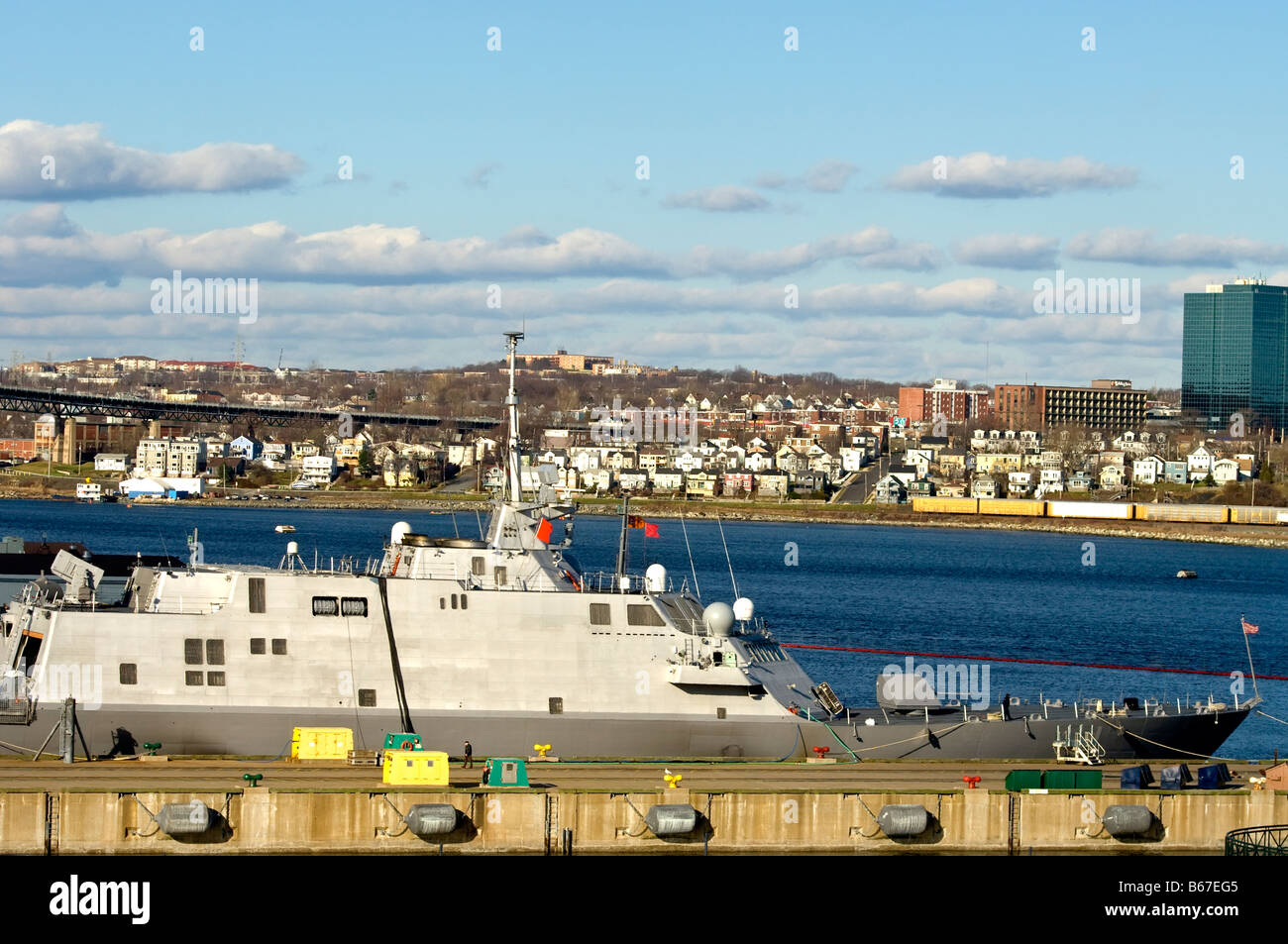 USS récemment mis en liberté dans la région de Halifax, Port. Banque D'Images