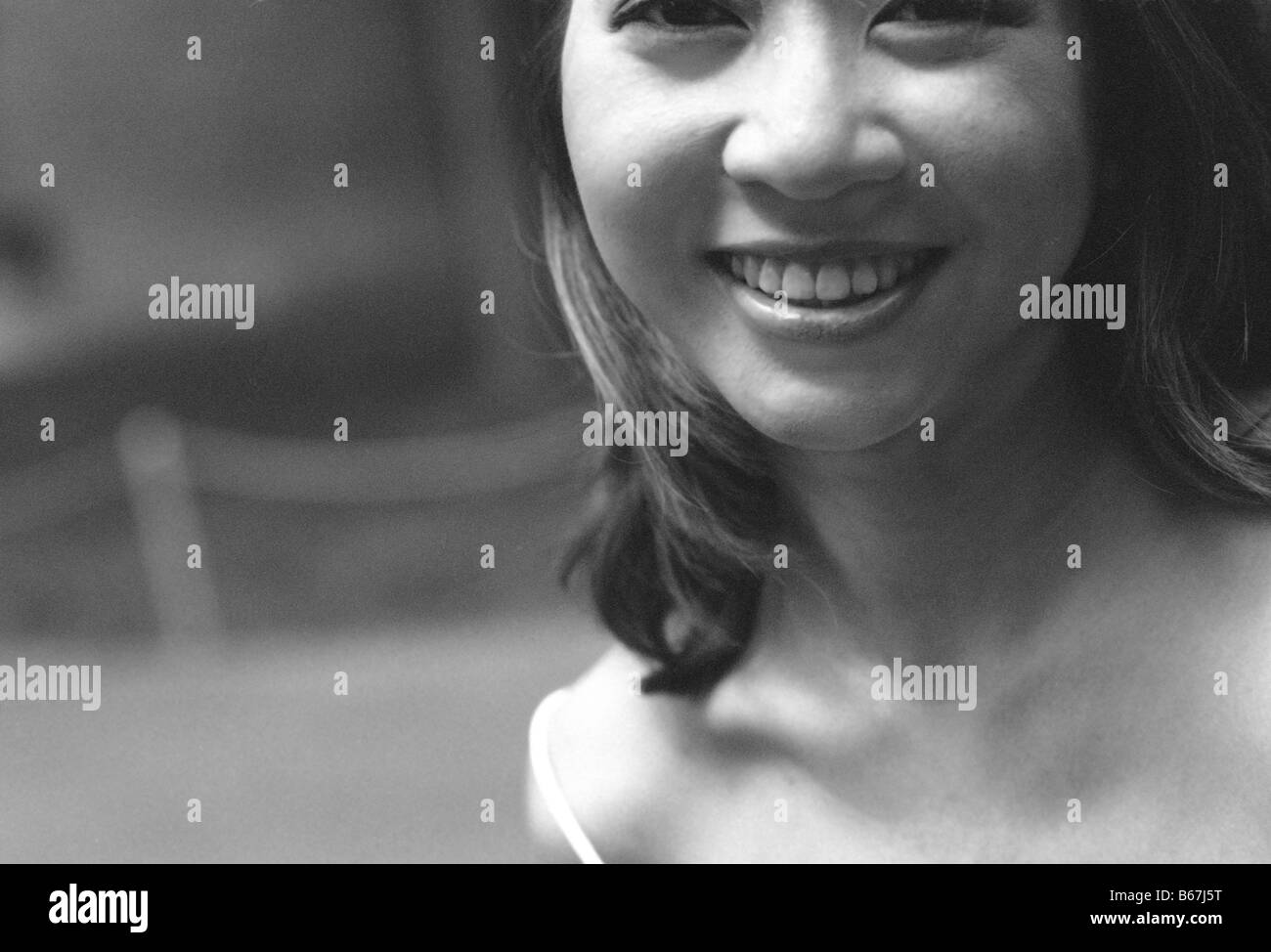 Young woman smiling, portrait Banque D'Images