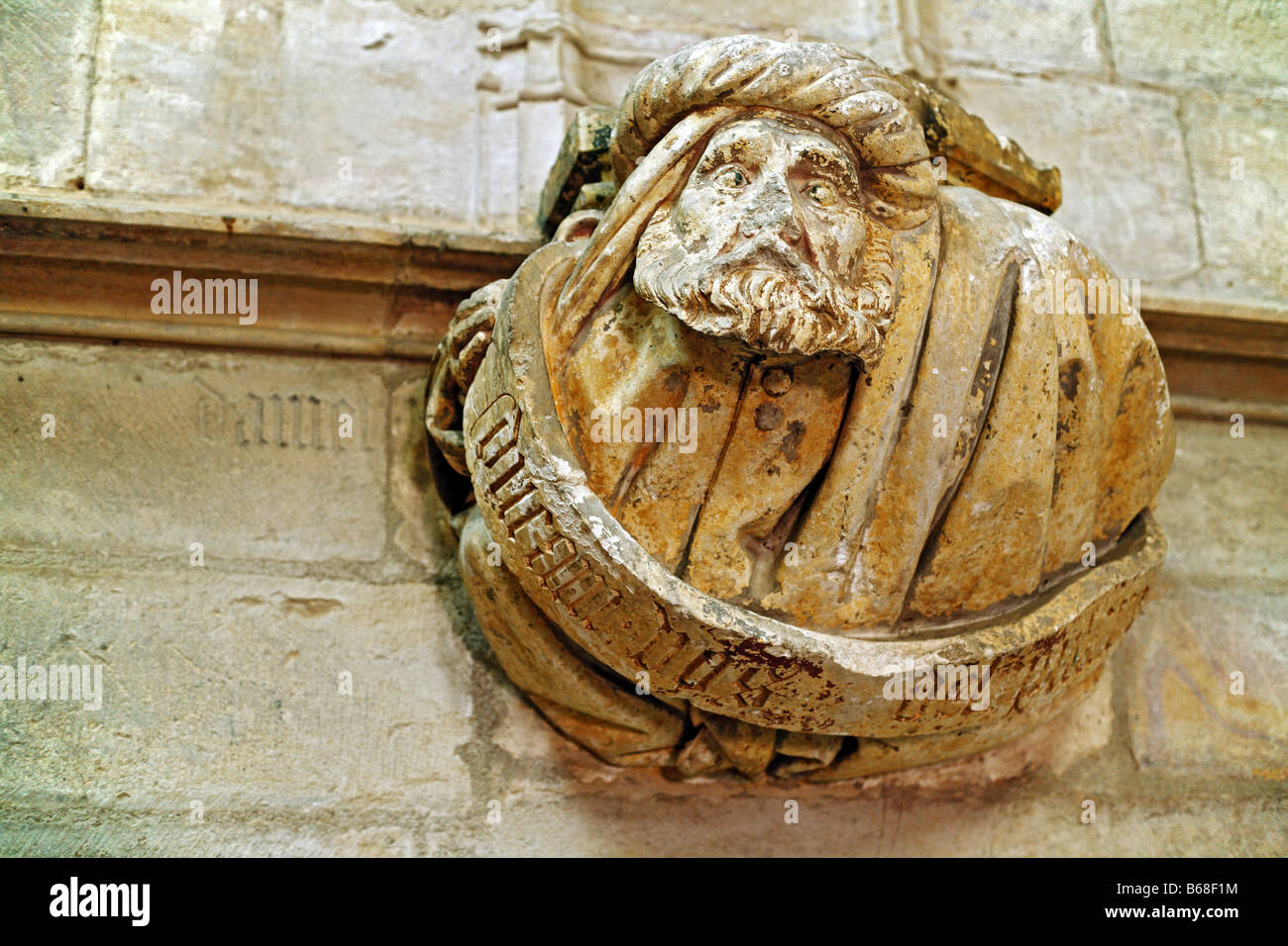 Sculpture gothique de prophète, chapelle de Jean Bourbon (1456-1485), Abbaye Bénédictine Abbaye de Cluny, Bourgogne, France Banque D'Images