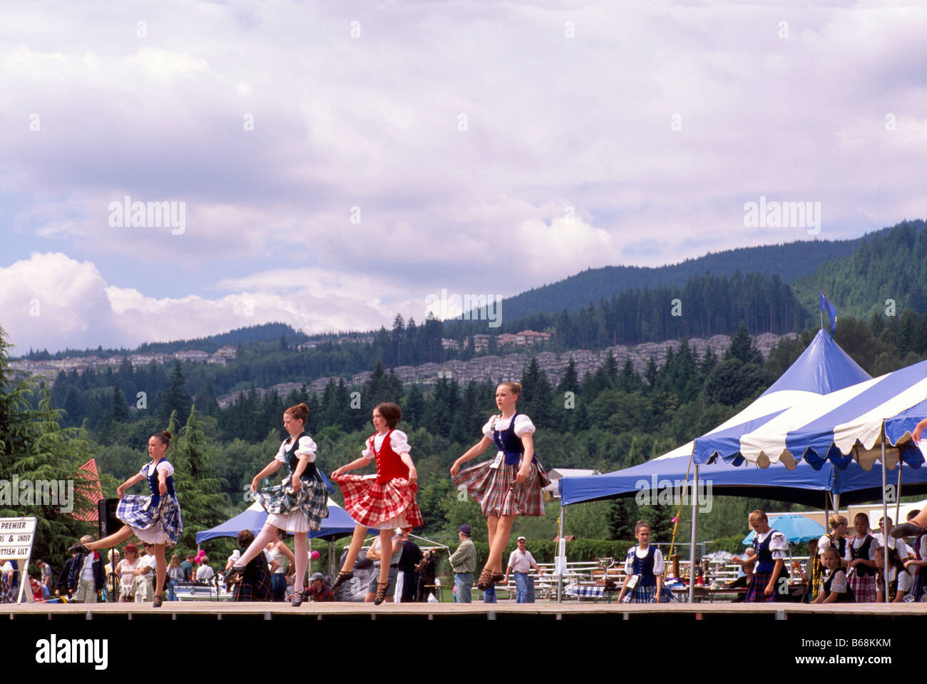 Scottish Highland Dancers danse et à la compétition de Highland Games, Coquitlam, BC, British Columbia, Canada Banque D'Images
