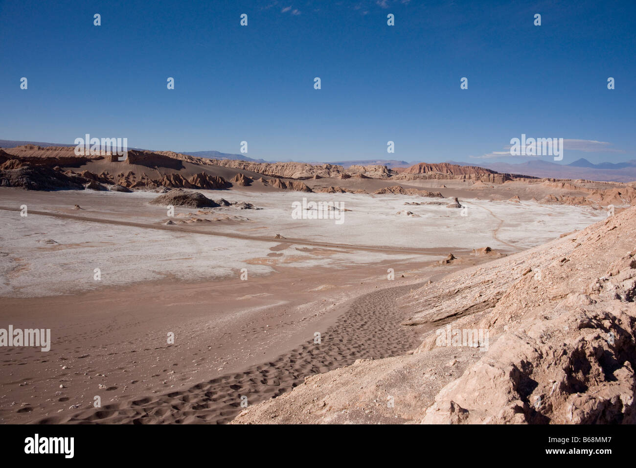Grande Dune et Amphithéâtre, Valle de la Luna (vallée de la lune), Atacama, Chili Banque D'Images