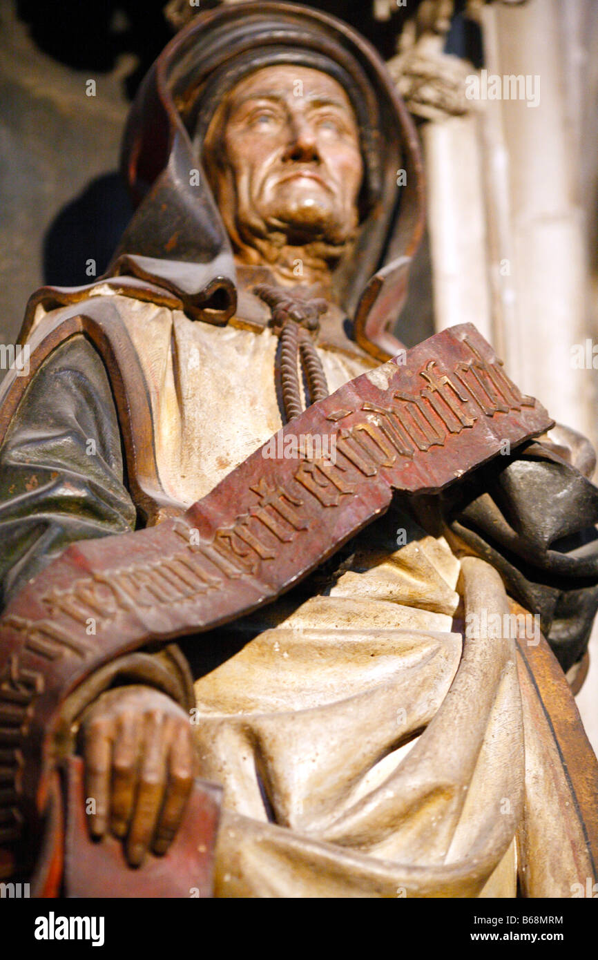 Prophète, sculpture gothique, l'intérieur de cathédrale de Saint Cécile, Albi, France Banque D'Images