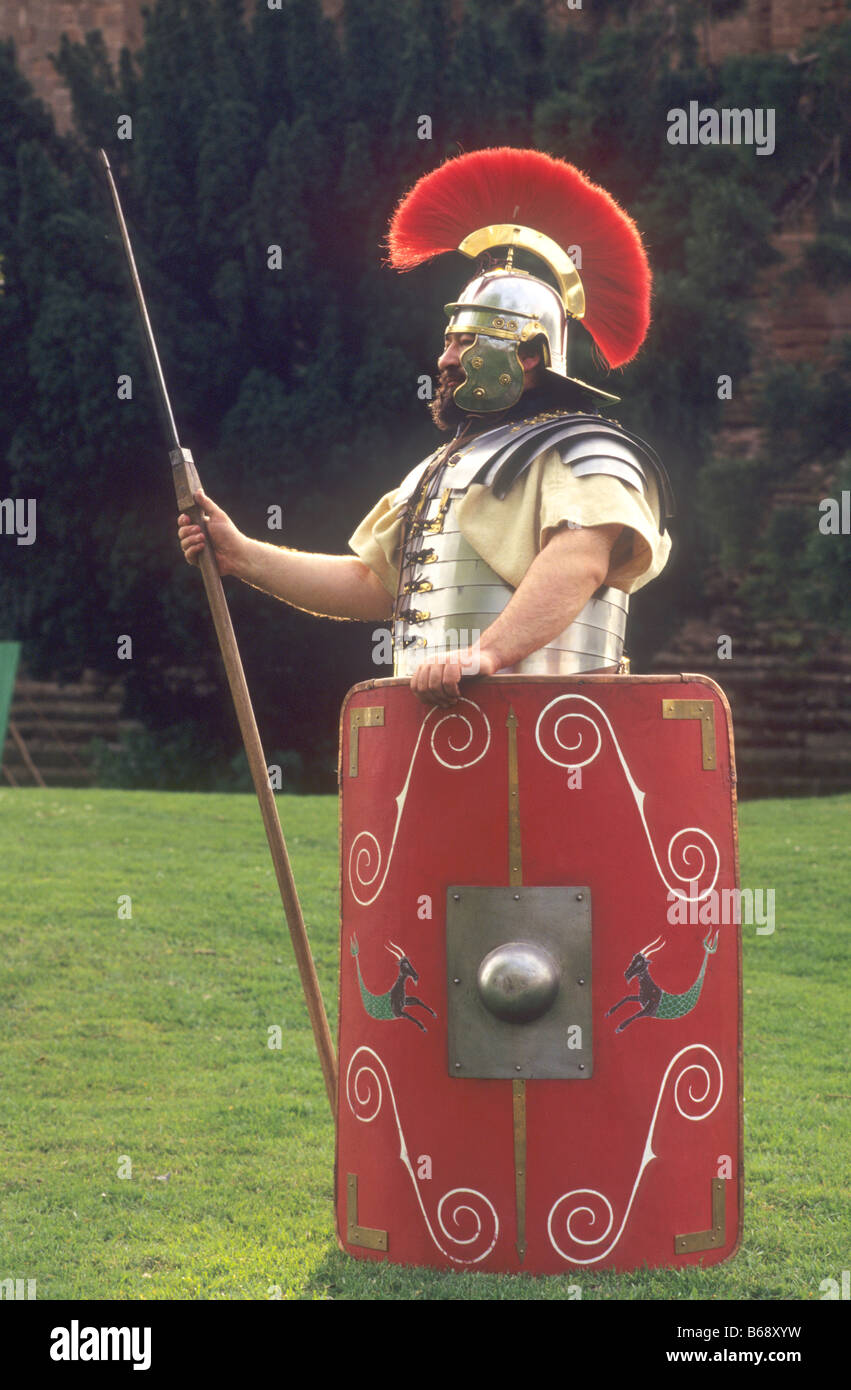 Soldat romain Centurion soldats militaire historique Legio II Augusta légion légionnaire lance bouclier arme armes Banque D'Images