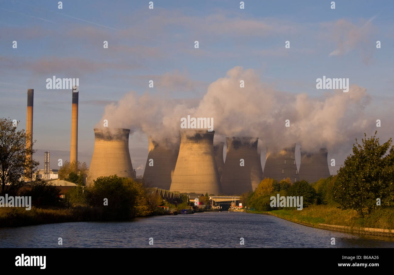 Henrichenburg Shiplift au charbon C power station Banque D'Images