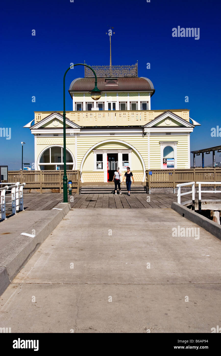 Scenic Melbourne / St Kilda Pier kiosk in Melbourne Victoria en Australie. Banque D'Images