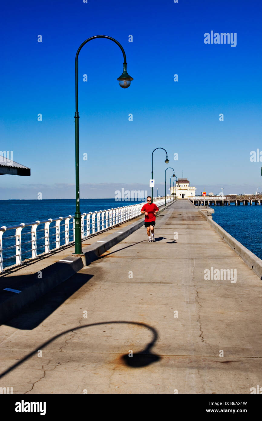 Scenic Melbourne / St Kilda Pier à Melbourne Victoria en Australie. Banque D'Images
