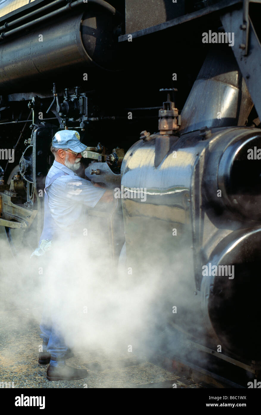 Moteur de locomotive tirant le Strasburg Railroad, le plus ancien des chemins de fer (1832) aux Etats-Unis. Banque D'Images