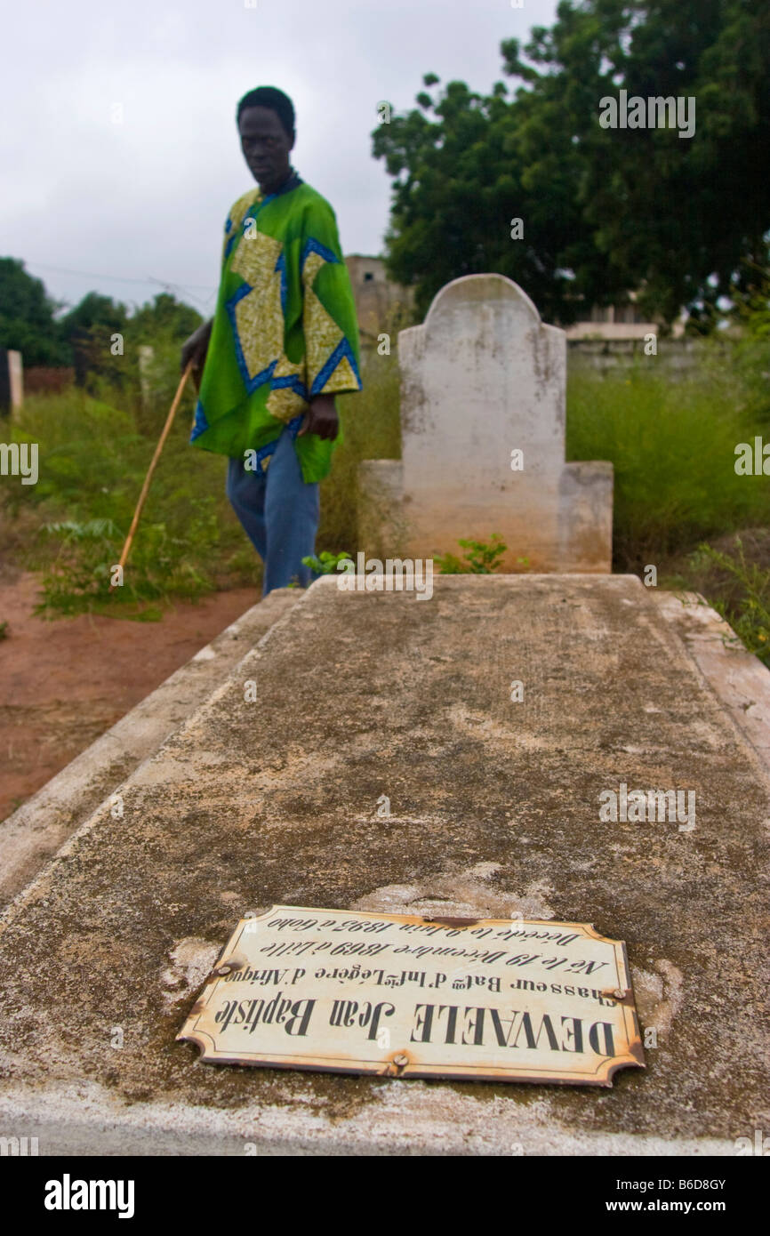 Tombes des soldats français de 1903 à Abomey, Bénin, Afrique de l'Ouest Banque D'Images
