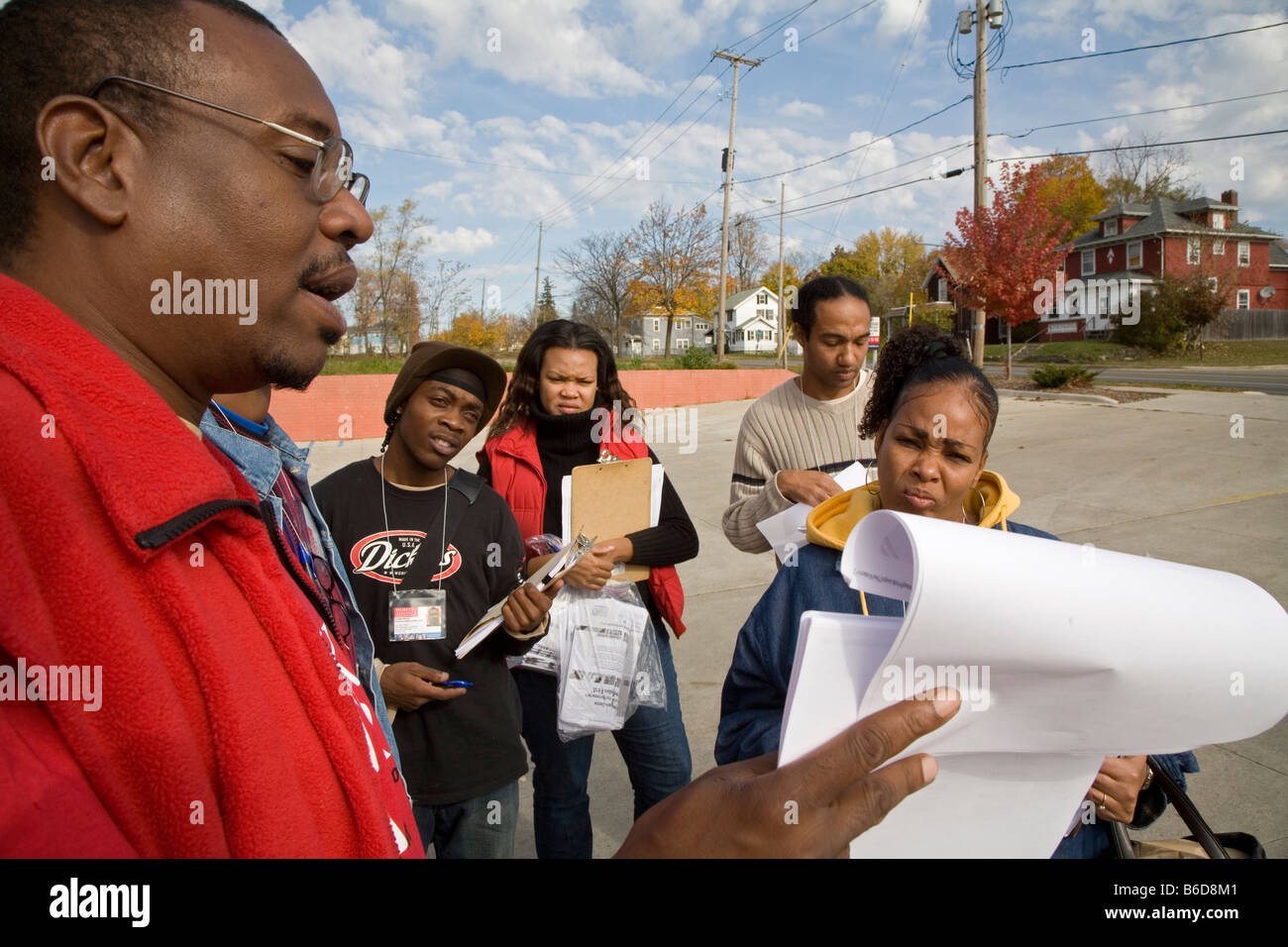 Préparer les organisateurs de toile avant les élections de quartier Banque D'Images