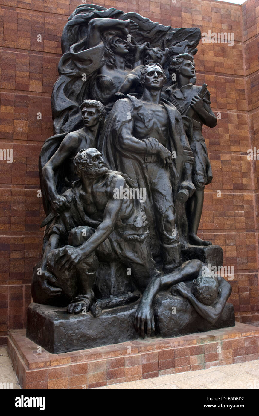 Mur du Souvenir du soulèvement du ghetto de sculpture de l'holocauste Yad Vashem JÉRUSALEM ISRAËL Banque D'Images